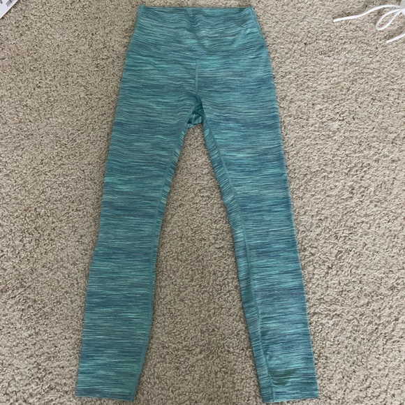 25” Lulu Leggings - Picture 1 of 4